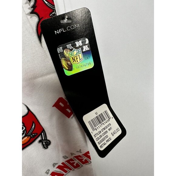 Tampa Bay Buccaneers T Shirt All Over Print New Men's Medium White - Picture 2 of 4